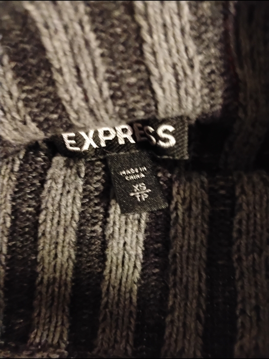 Express Gray Ribbed Mock Neck Sleeveless Tunic Top 16 p2p - Picture 3 of 7